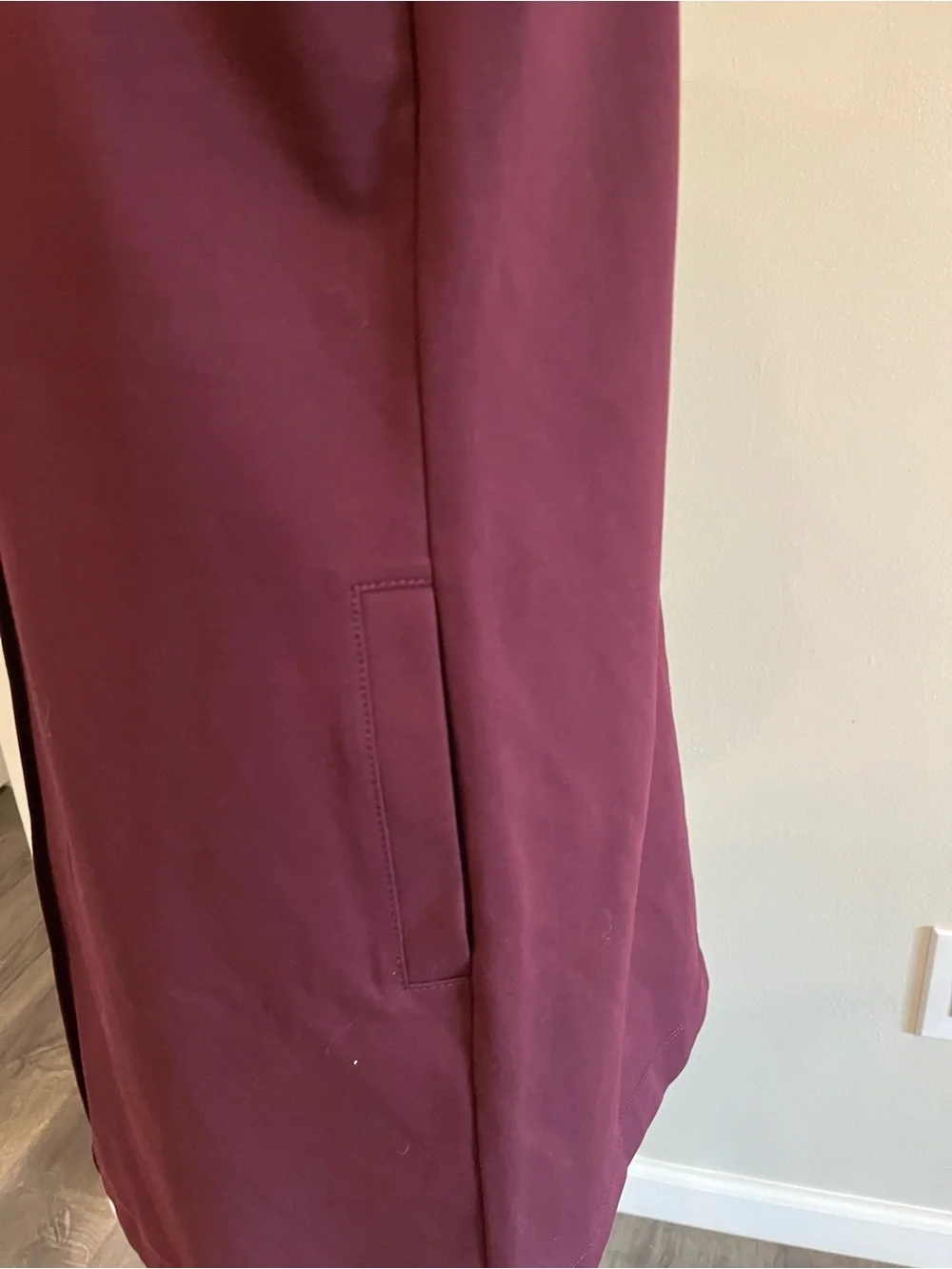 LOFT Burgundy Shift Dress Sz S NWOT⭐️